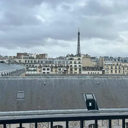 Eiffel Tower View 16th Apartment